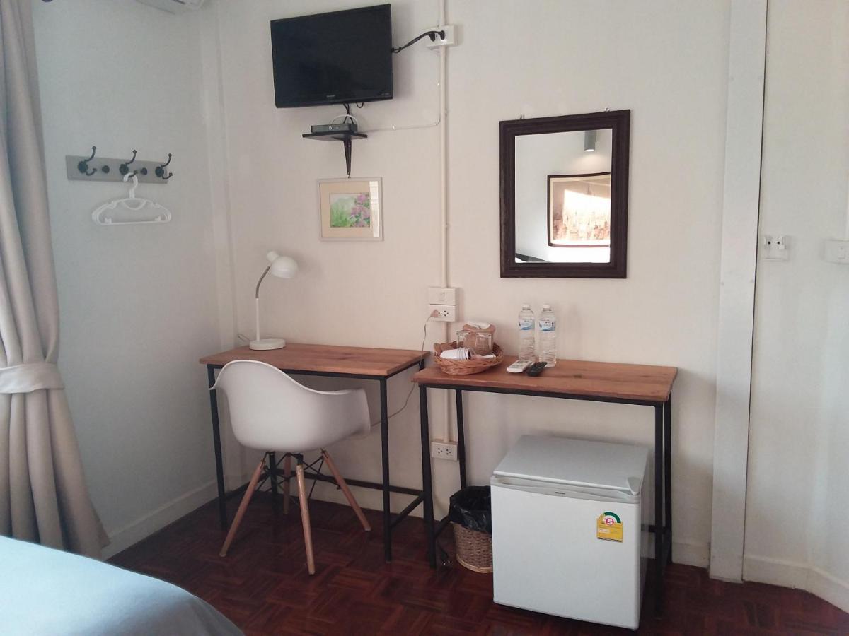 Pingplalee Female House Bed & Breakfast Bangkok Eksteriør bilde