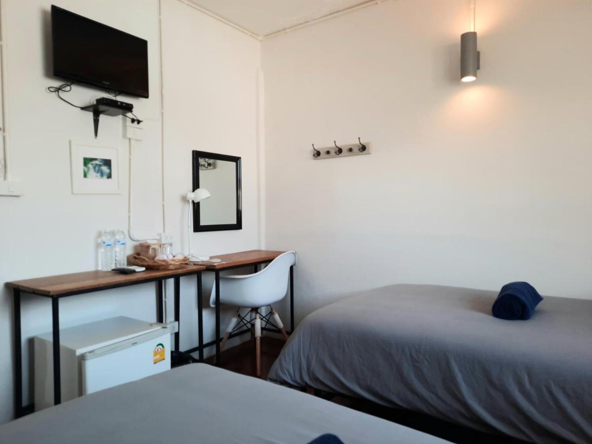Pingplalee Female House Bed & Breakfast Bangkok Eksteriør bilde