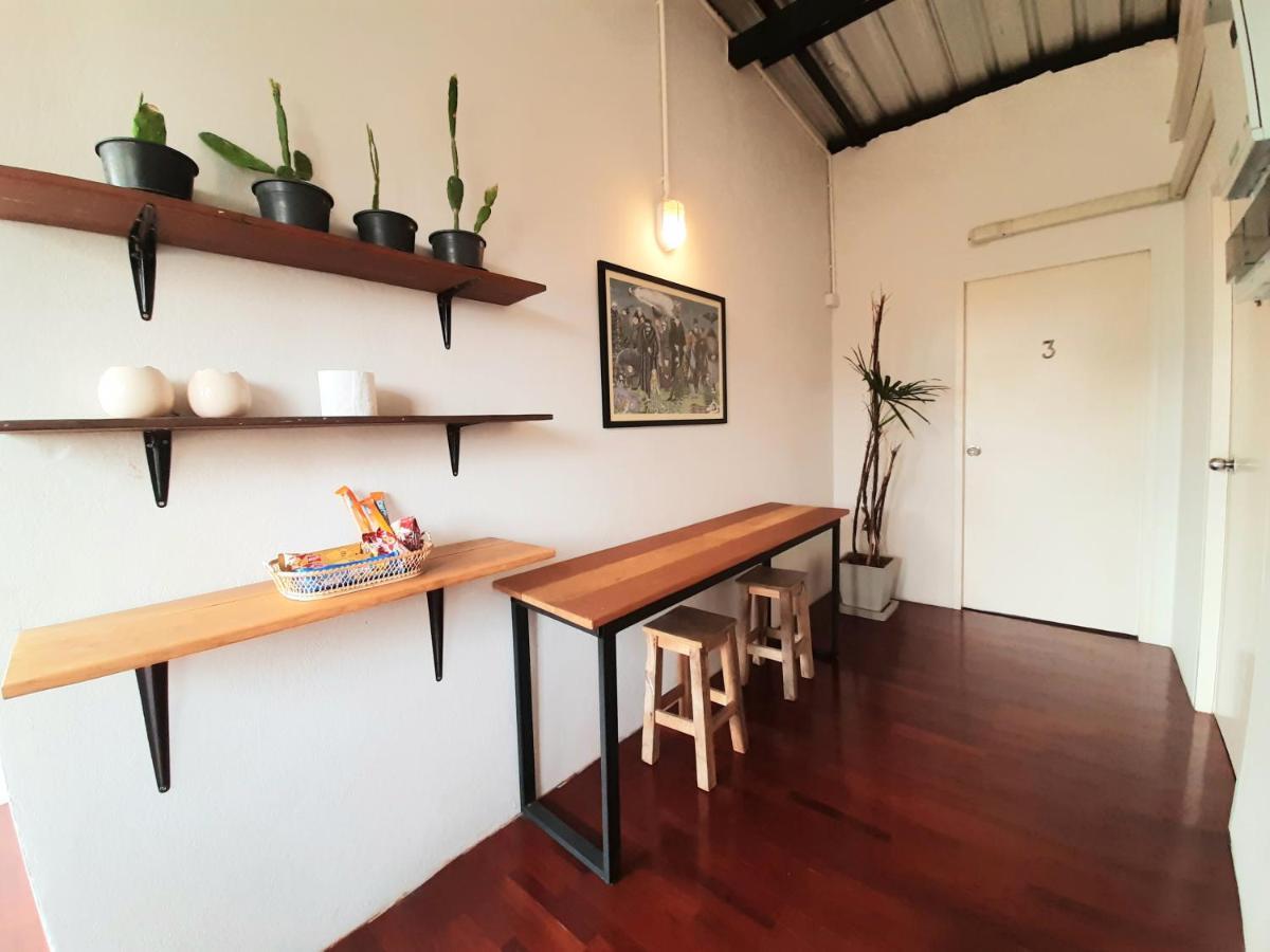 Pingplalee Female House Bed & Breakfast Bangkok Eksteriør bilde